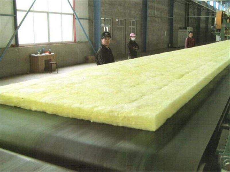 玻璃棉甩絲氈